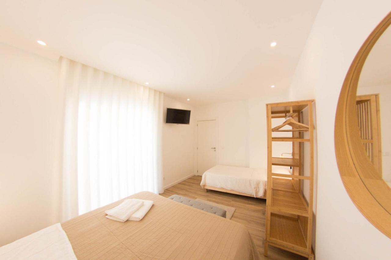 Apartamento Praia Buarcos Фигейра да Фош Екстериор снимка